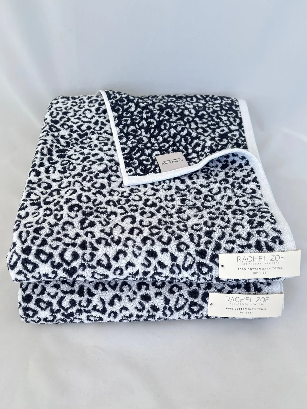 NWT Rachel Zoe Leopard Bath Towels Set of 2 Animal Cheetah Print MobWife